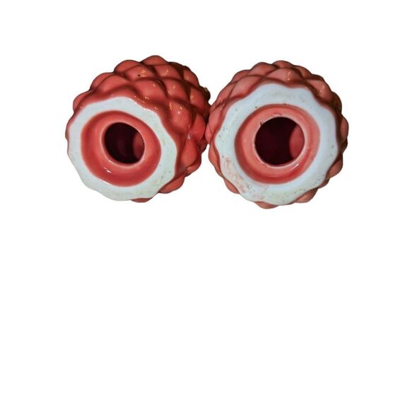 🛍️PINK PINEAPPLE SALT & PEPPER SHAKER - Picture 2 of 2